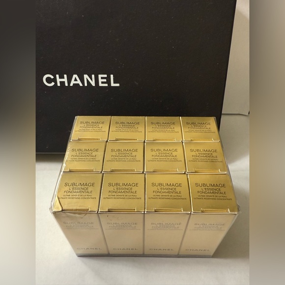 CHANEL Sublimage L'Essence Serum set of 12! - Picture 2 of 8